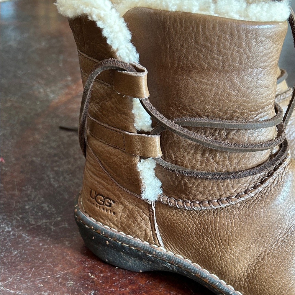 UGG Tan Leather Boots with Cream Shearling - Picture 2 of 5